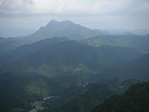 茶臼山と岩古谷山 019